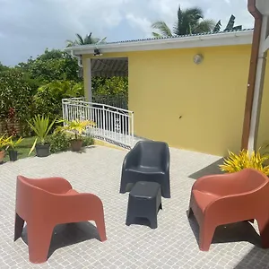  Hébergement de vacances 2 L'oranger, Résidence De Départ De Vos Escapades Guadeloupe
